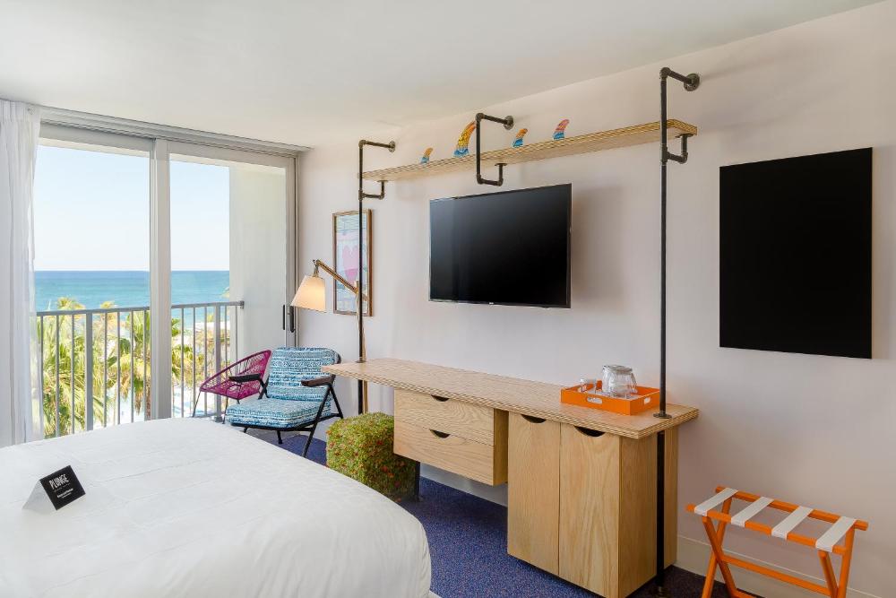 Ocean View Double Queen interior